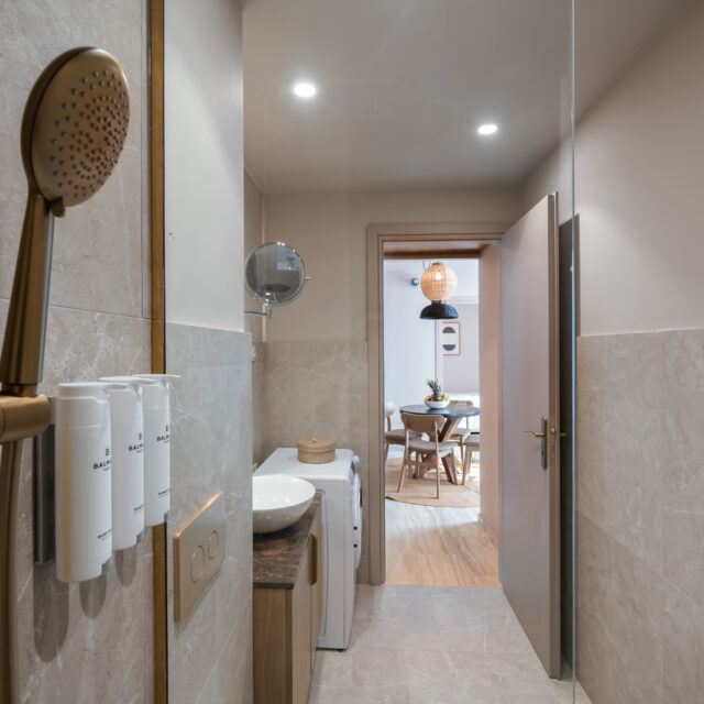 Num Lofts Athens - Superior Apartment