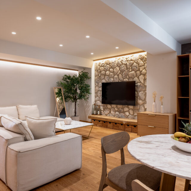 Num Lofts Athens - Deluxe Apartment